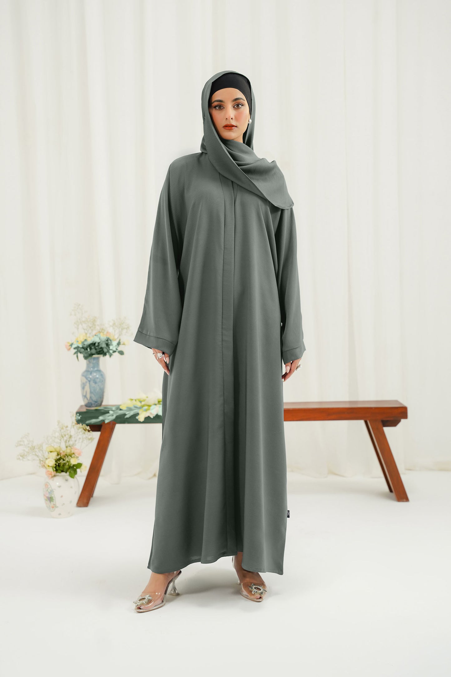 Khizra Abaya