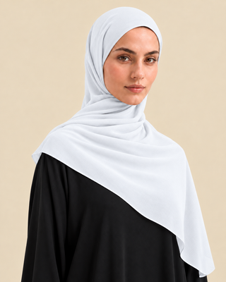 WHITE NIDA SCARF