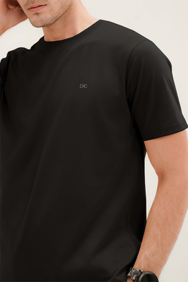 Men - Basic Black T-Shirt