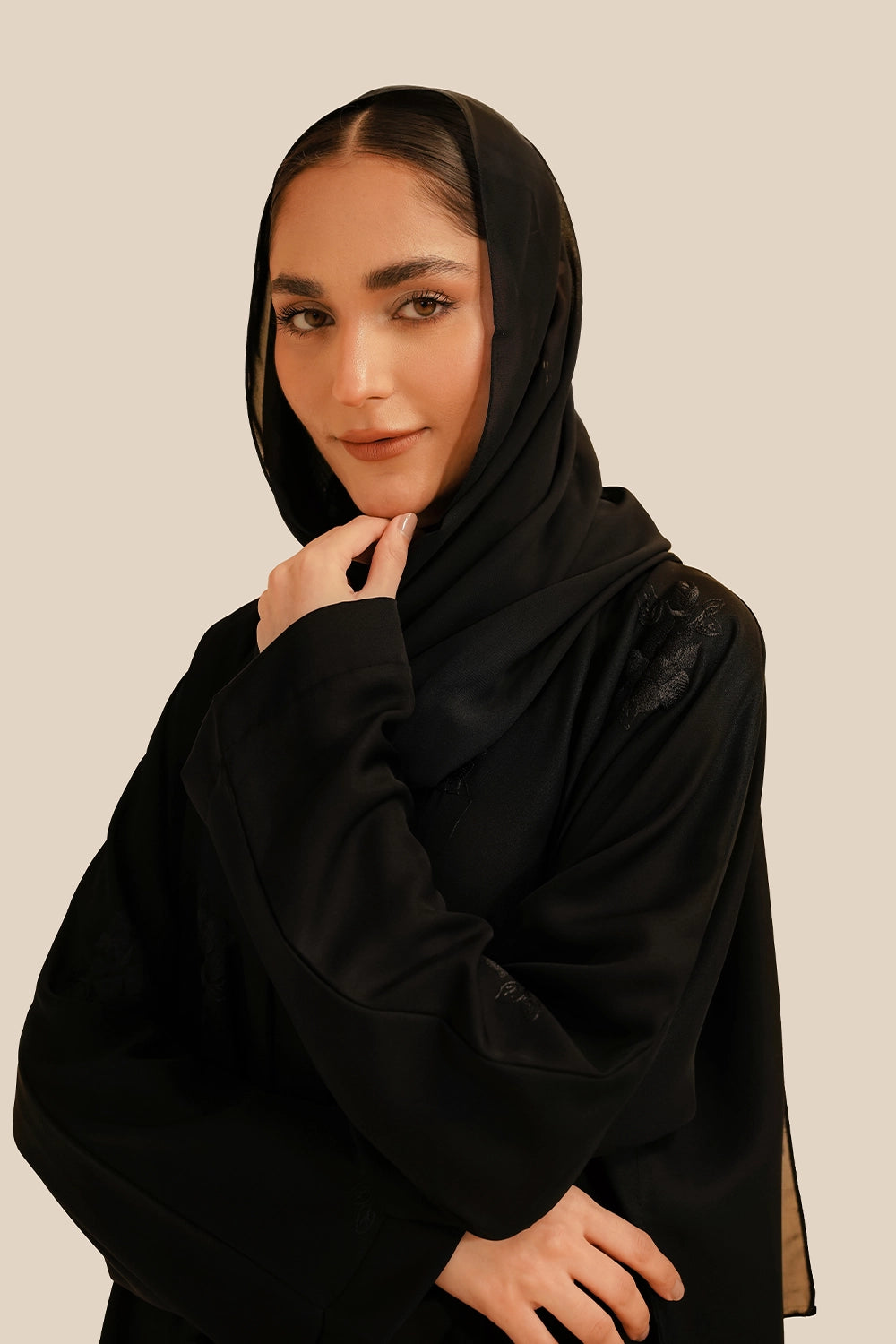 Basic Embroidered Set | Black