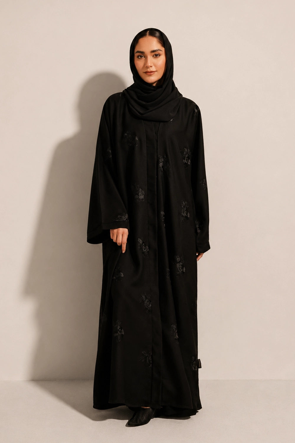 Basic Embroidered Set | Black