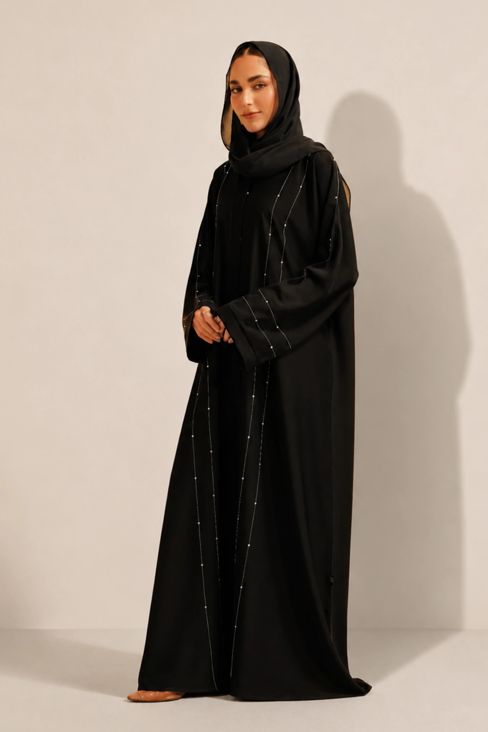 Embellished Hareer Abaya Set | Black