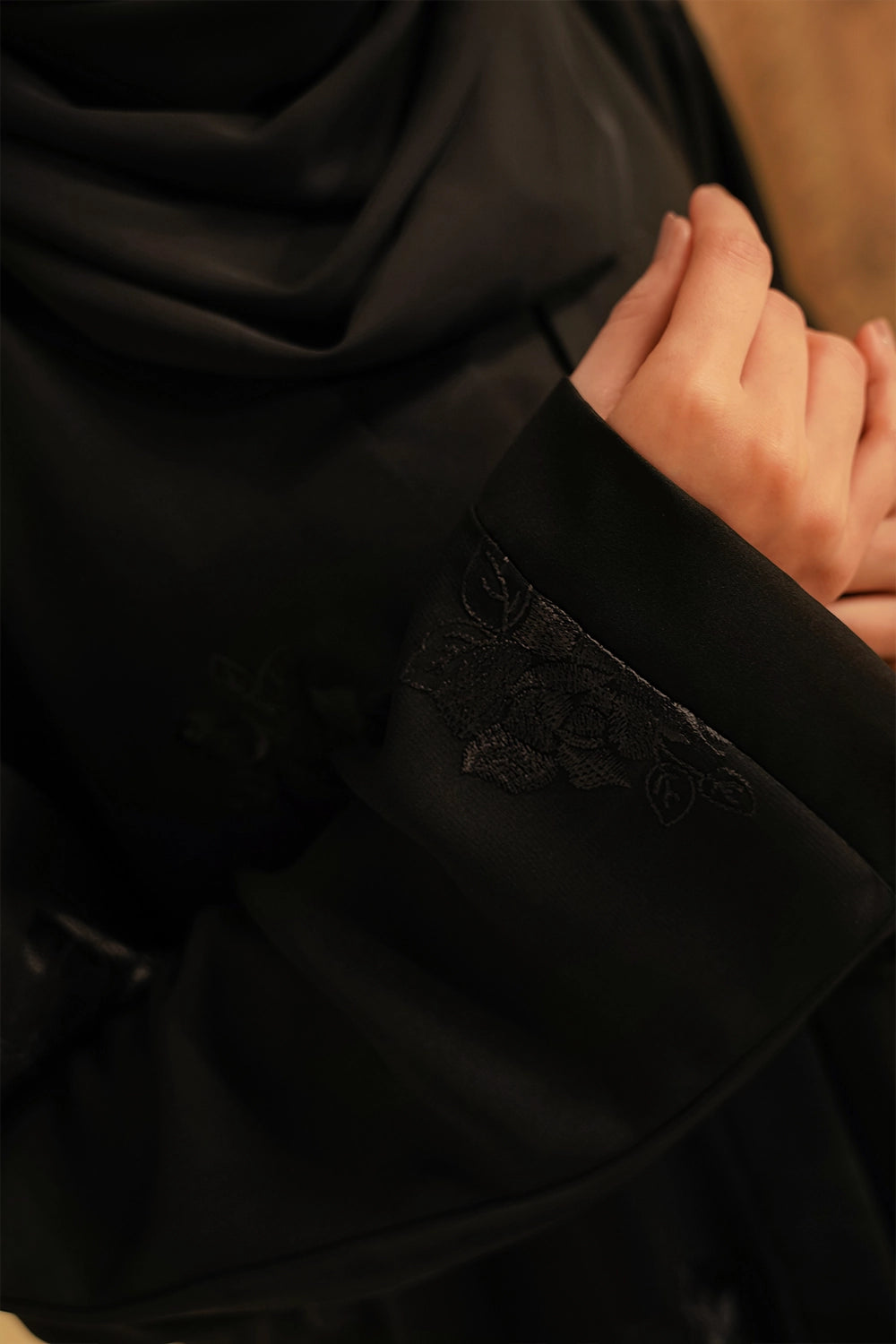 Basic Embroidered Set | Black