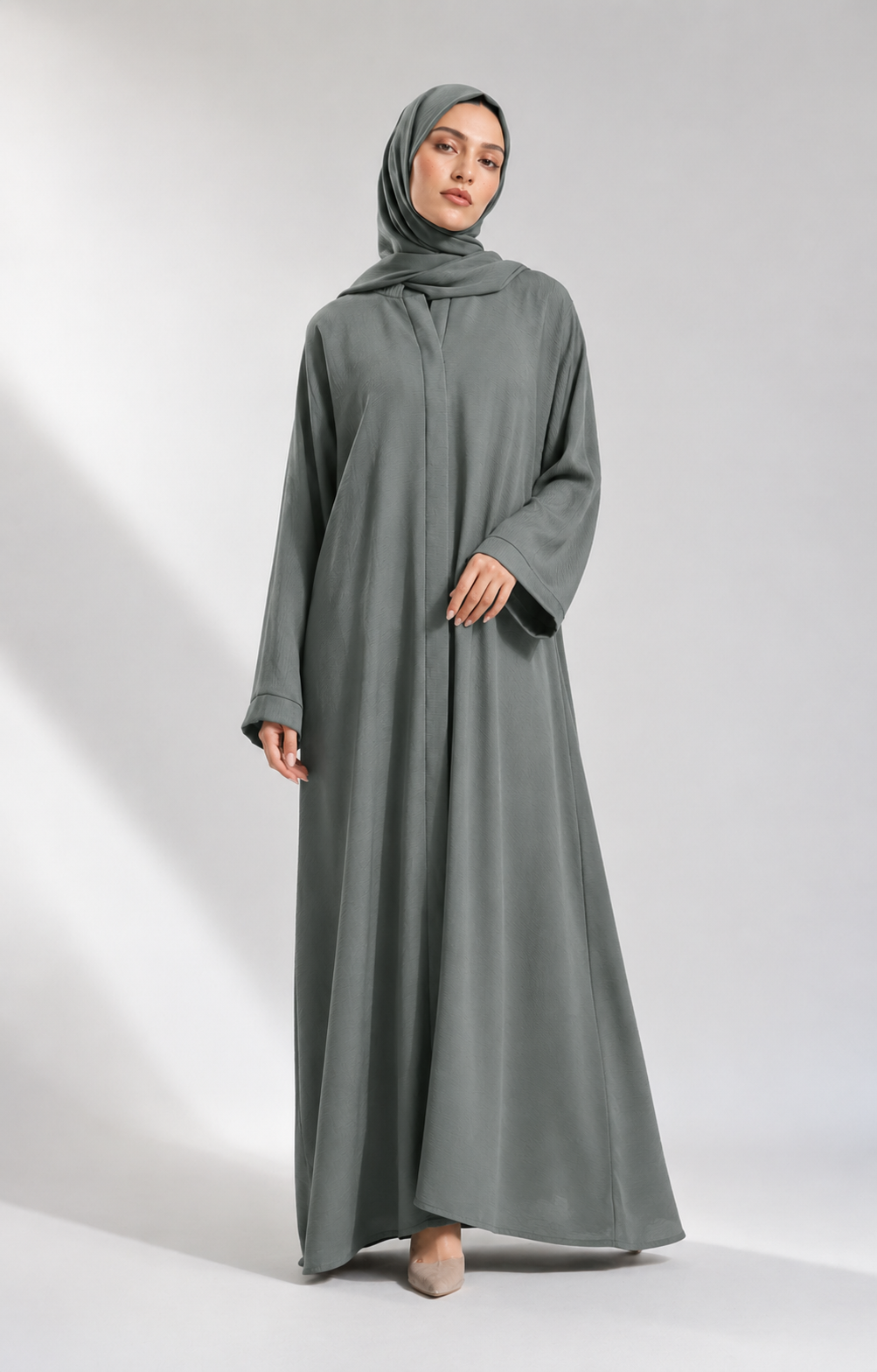 The Moss Column Abaya