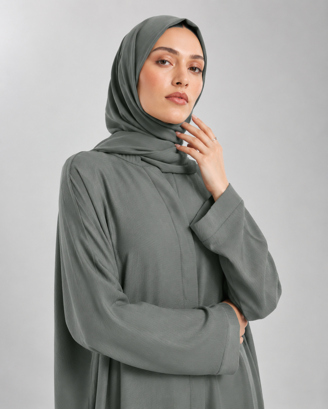 The Moss Column Abaya