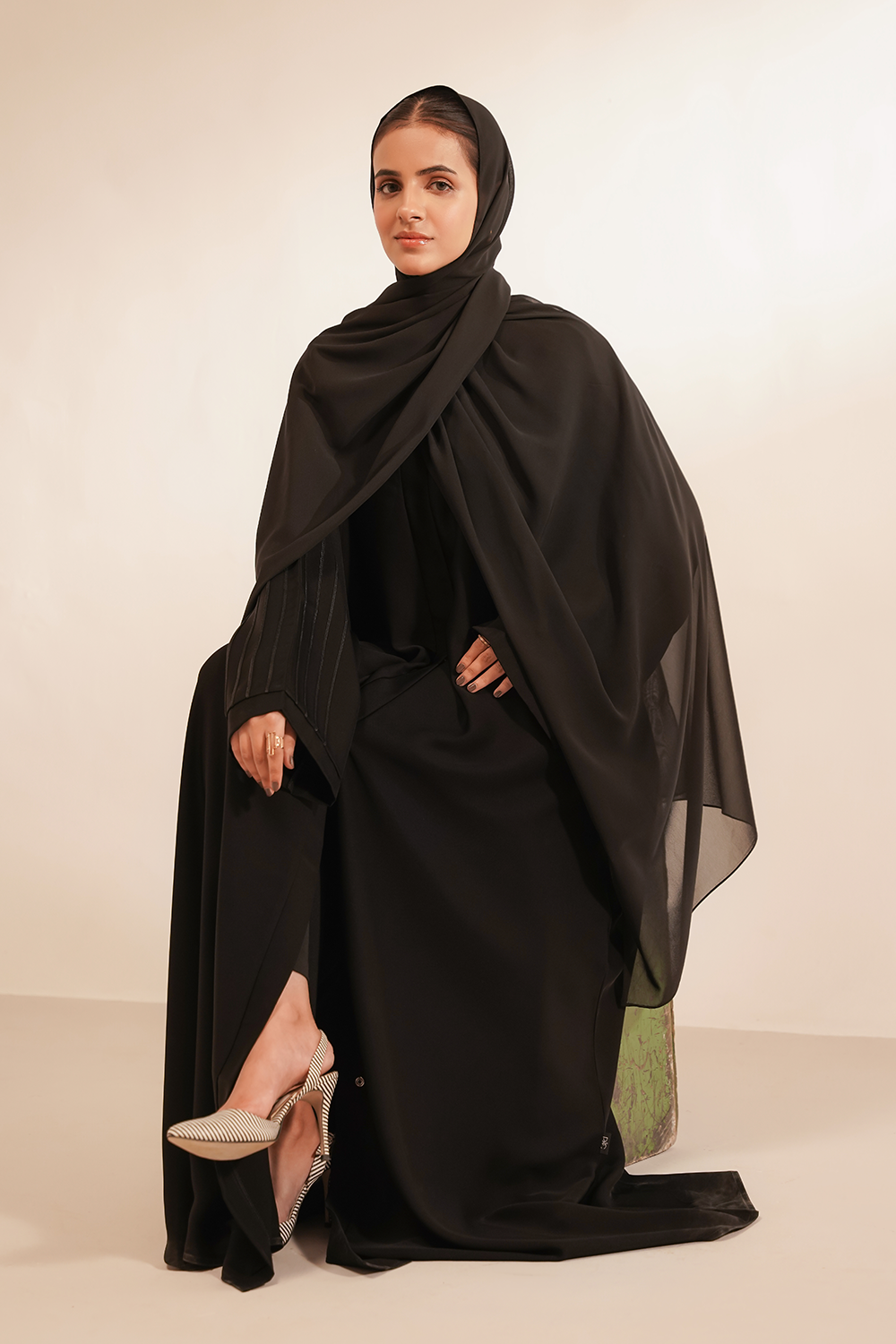 Marjan Abaya Set | Buttoned Up