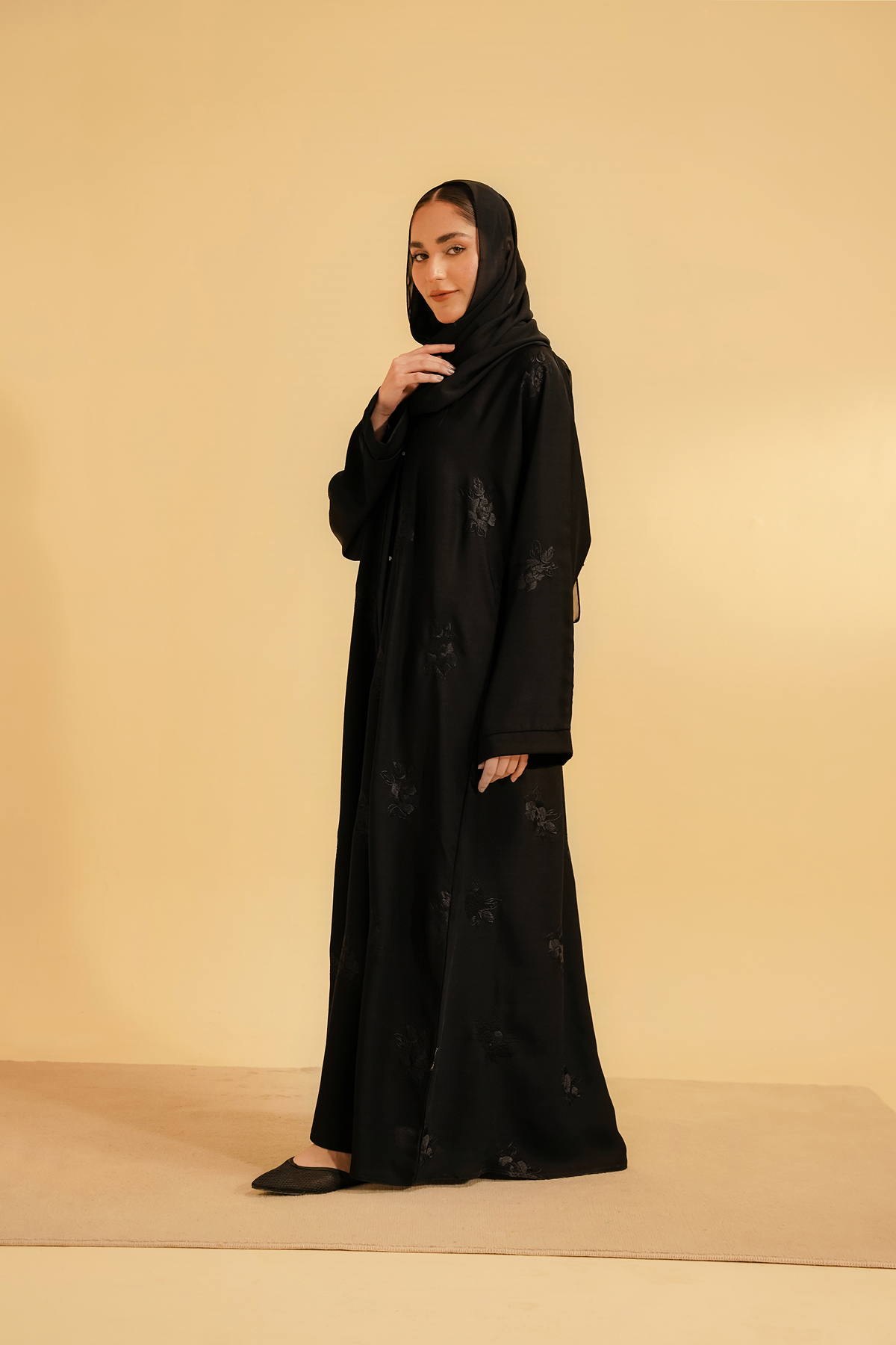 Basic Embroidered | Black