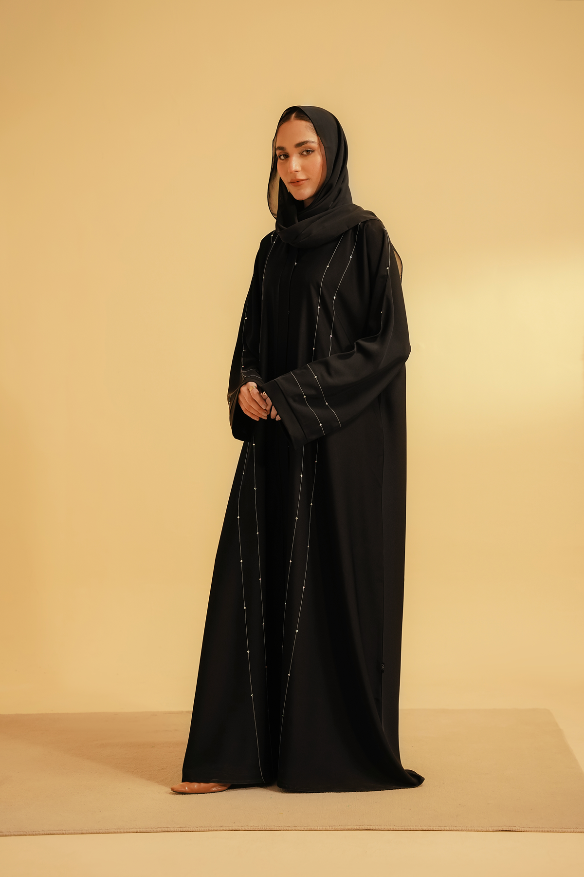 Embellished Abaya | Black