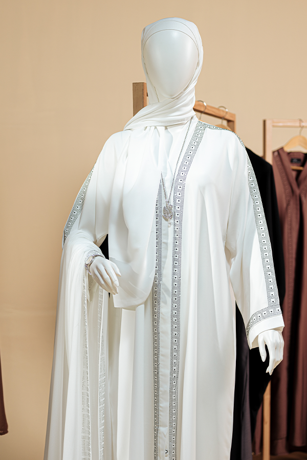 Noor Abaya