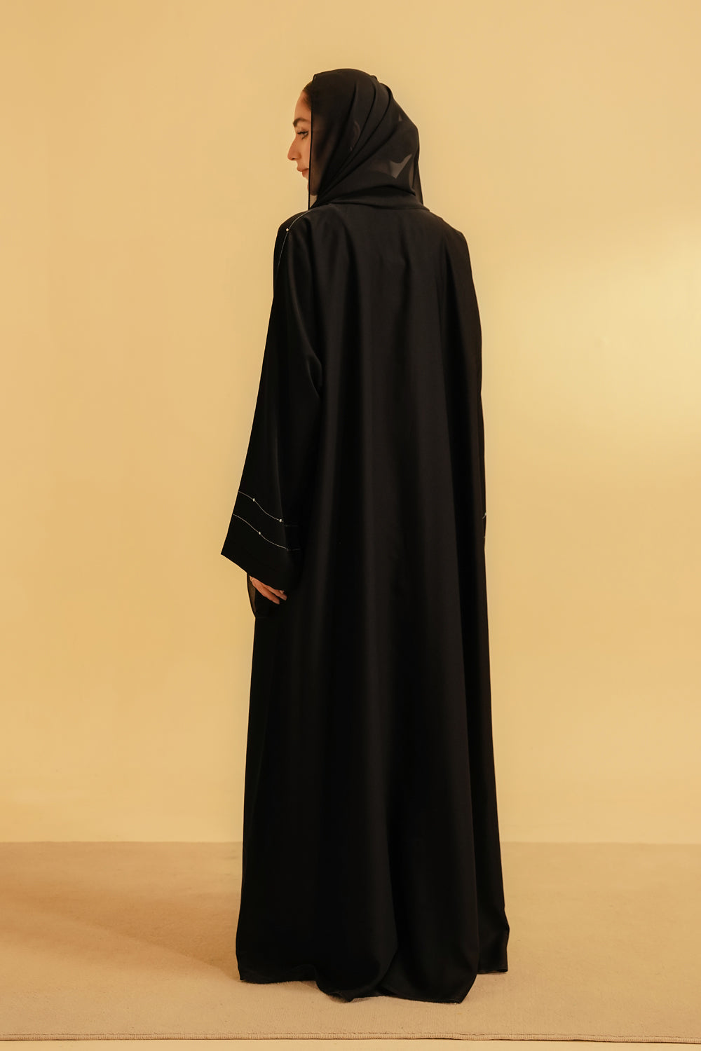 Embellished Hareer Abaya Set | Black