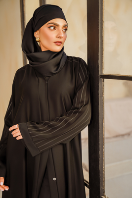 Marjan Abaya | Buttoned Up