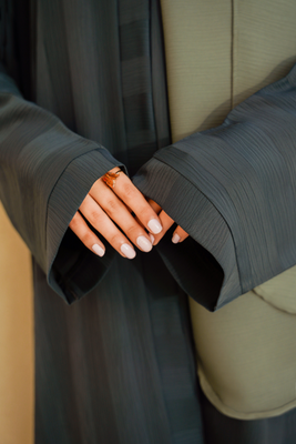 Nahar Abaya | Buttoned Up