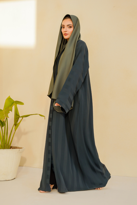 Nahar Abaya | Buttoned Up