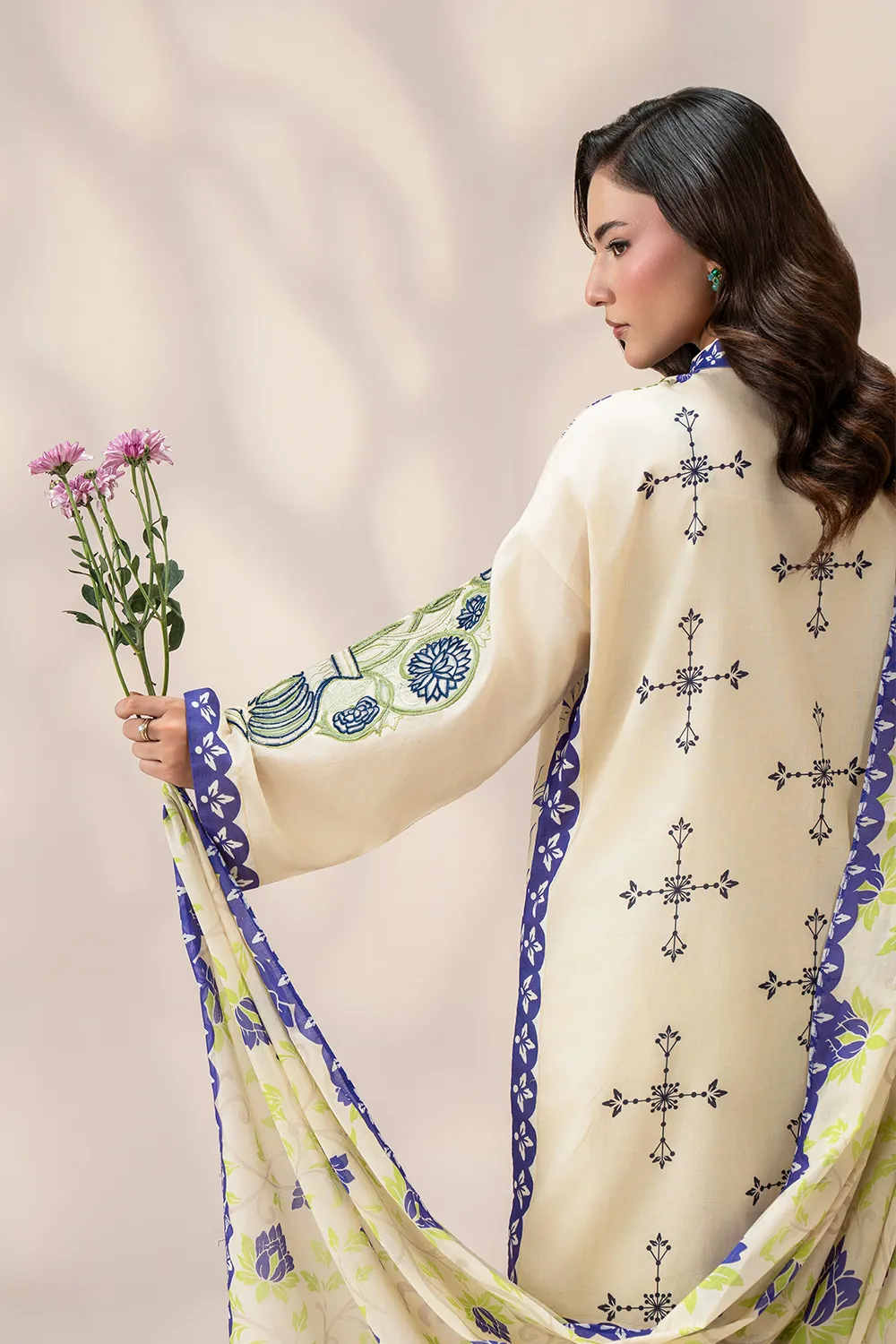 Viola — Ivory & Cobalt Floral 3-Piece Set