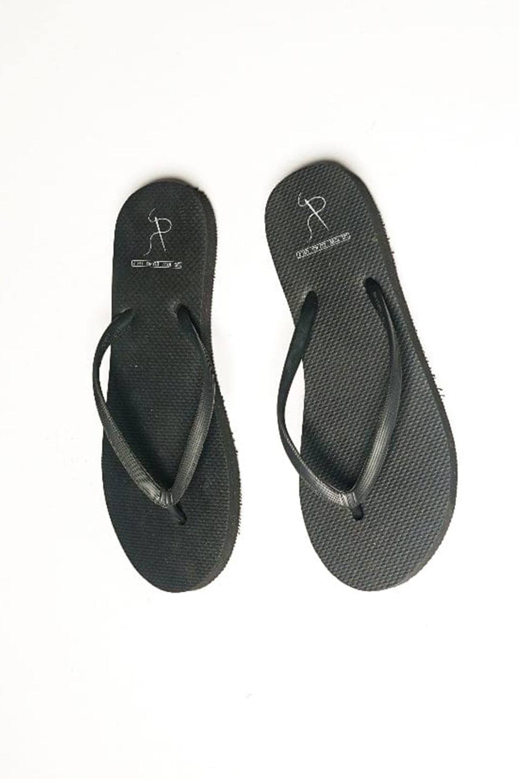 Women Solids Flip Flops