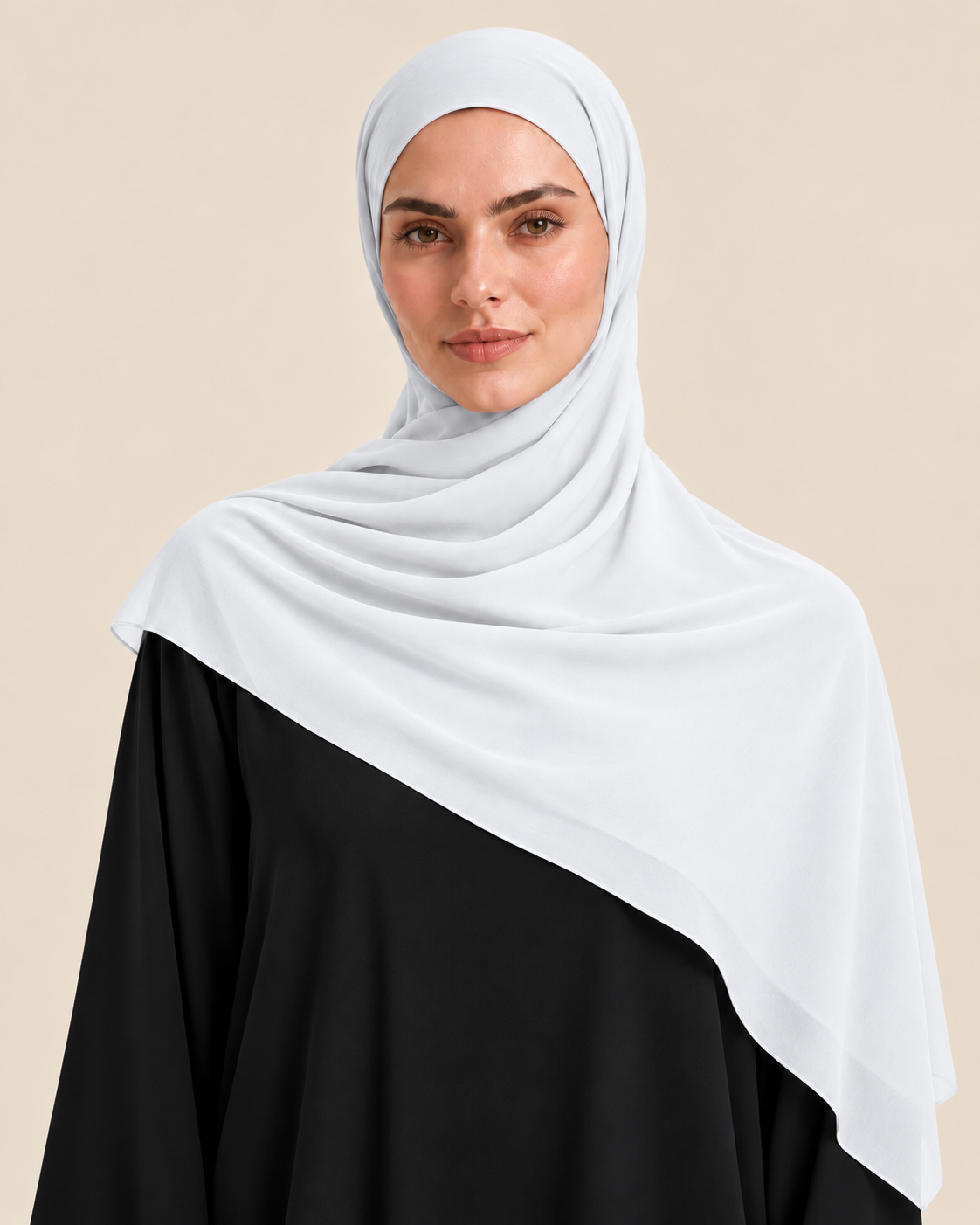 WHITE NIDA SCARF