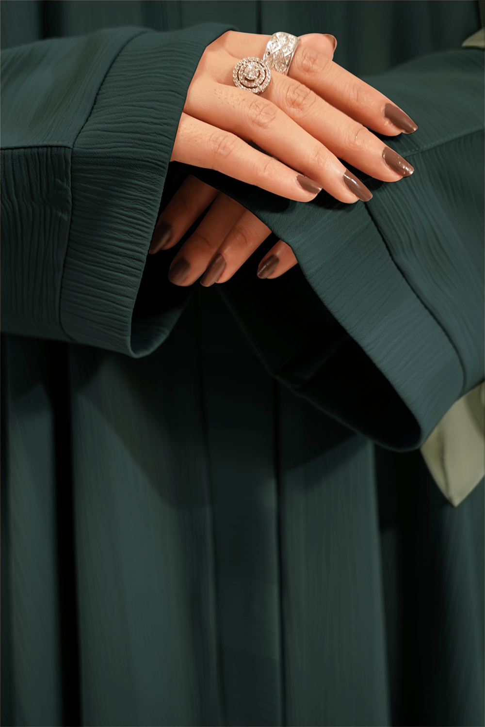 Nahar Abaya | Buttoned Up