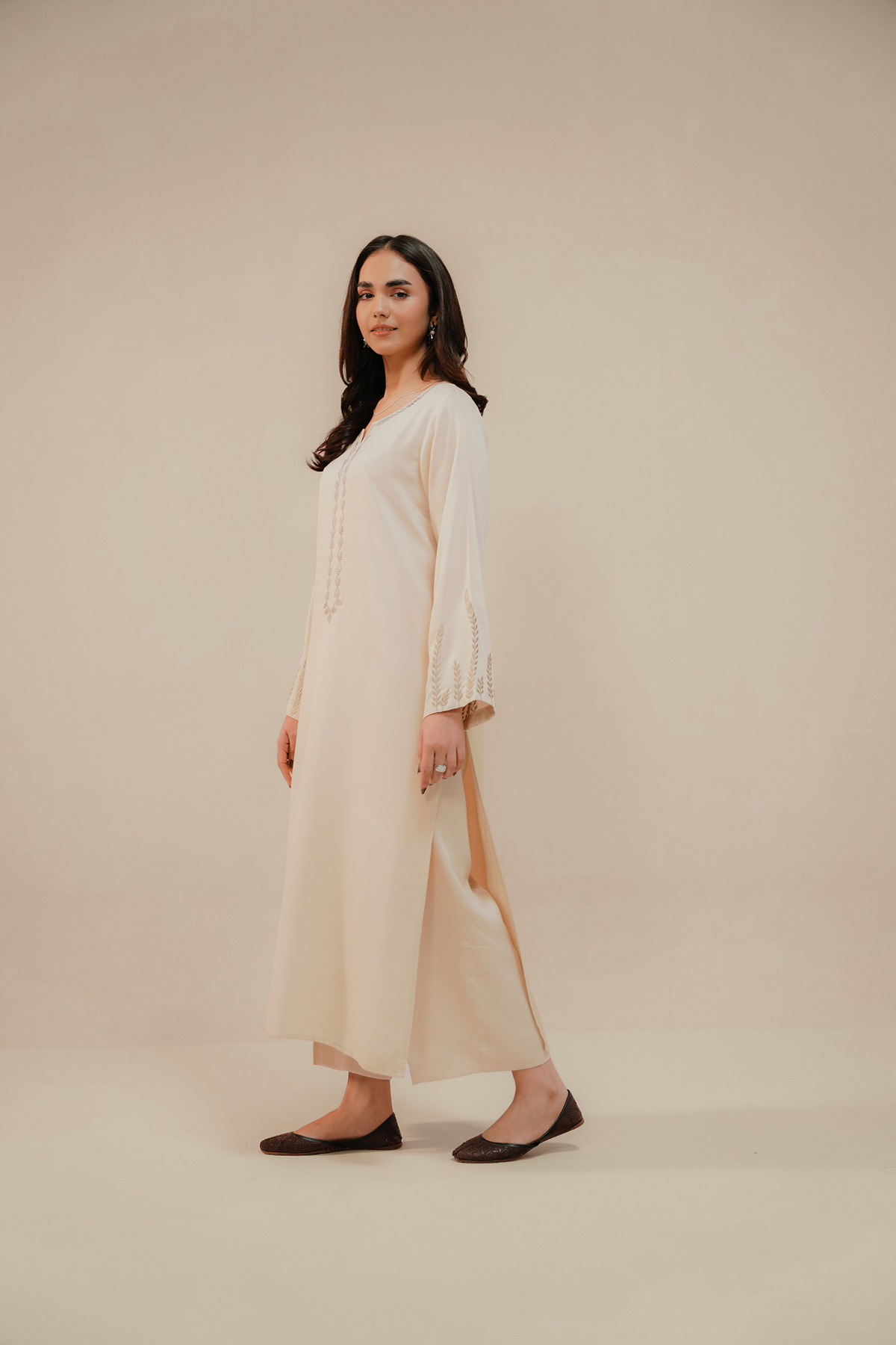 EMBROIDERED CO-ORD | IVORY WHISPER