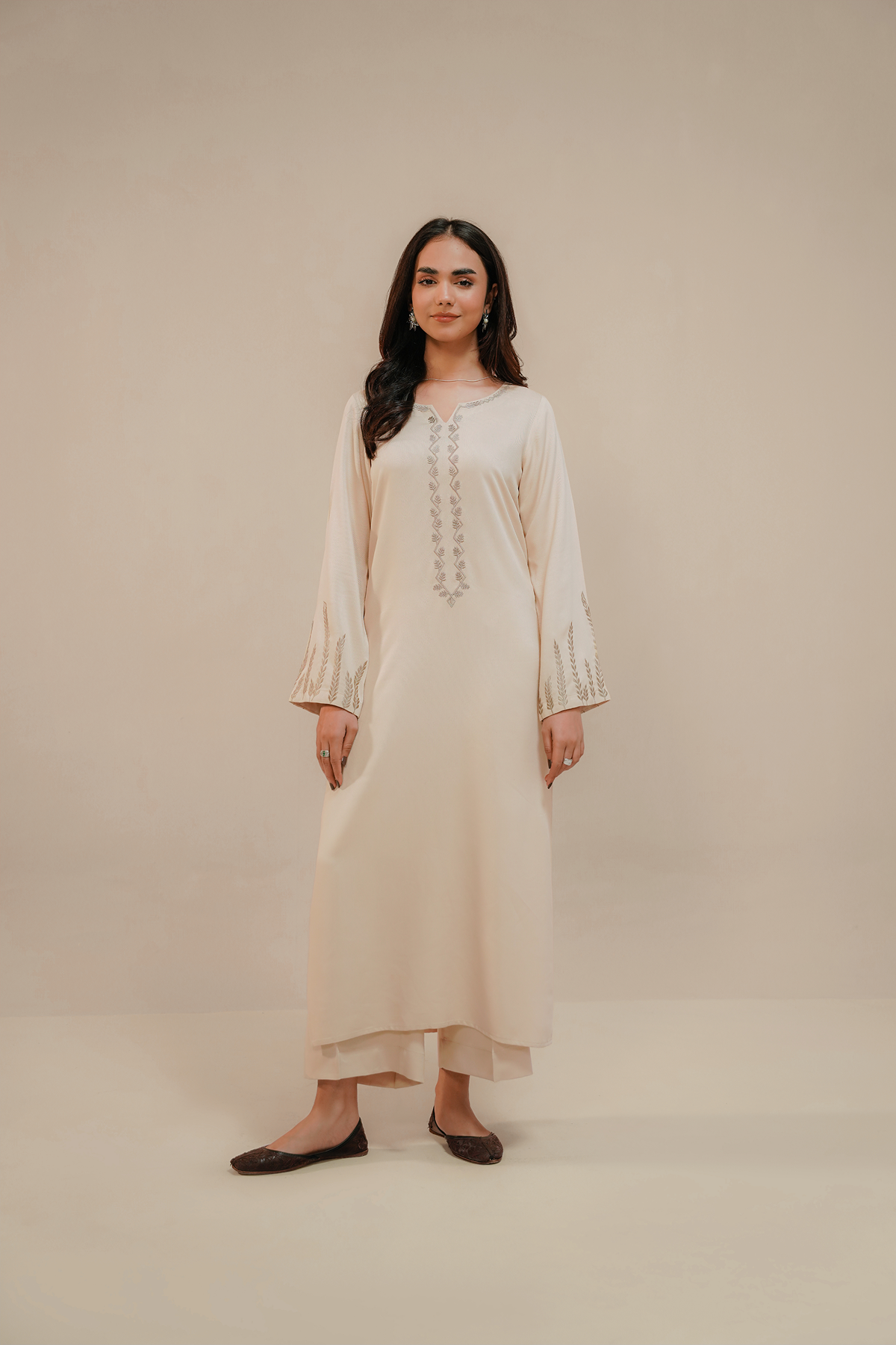 EMBROIDERED CO-ORD | IVORY WHISPER